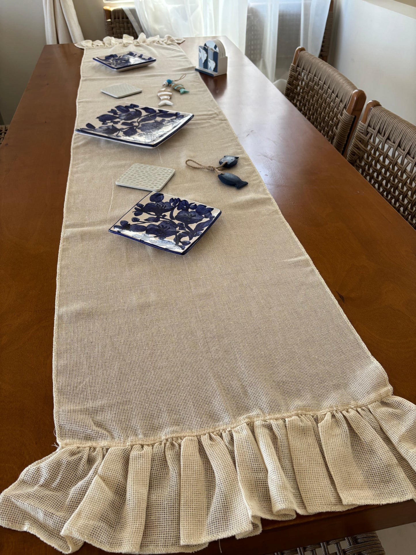 Ruffle linen table runner