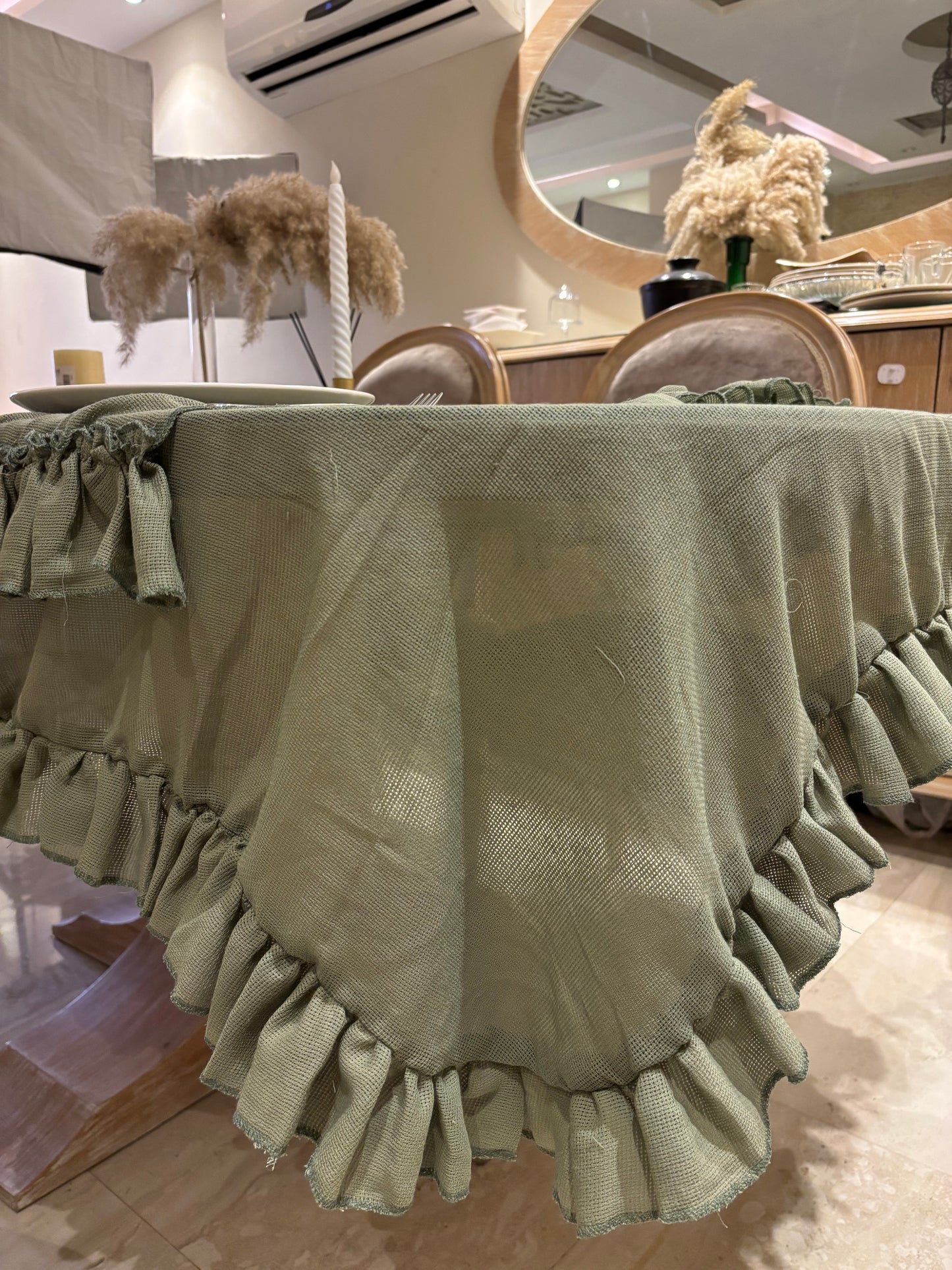 Ruffle linen tablecloth