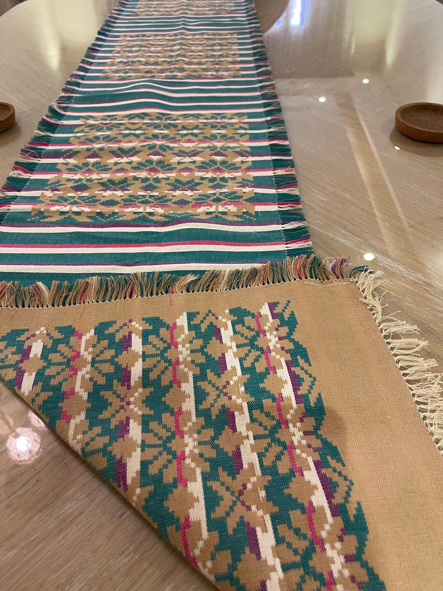 Double face linen runner