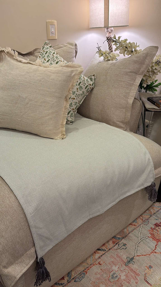 Grey Throw With Tassels