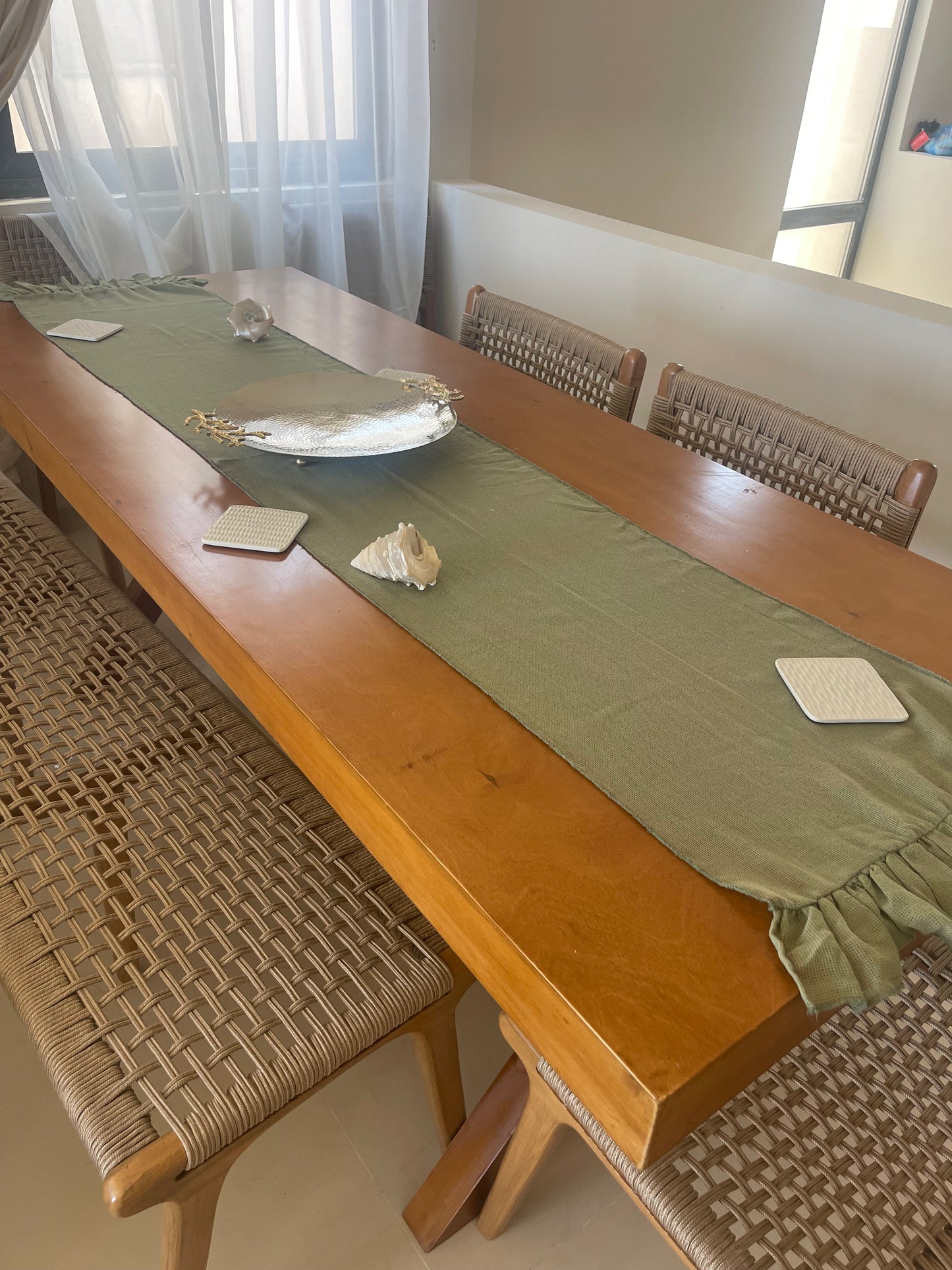 Ruffle table runner